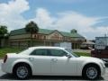 Cool Vanilla White - 300 Touring Photo No. 6
