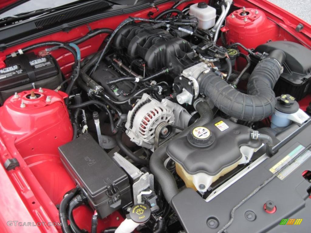 2007 Mustang V6 Premium Coupe - Torch Red / Dark Charcoal photo #9