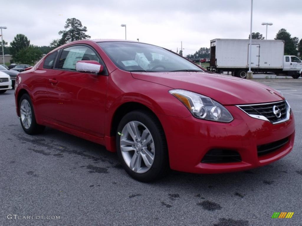 2010 Altima 2.5 S Coupe - Red Alert / Charcoal photo #7