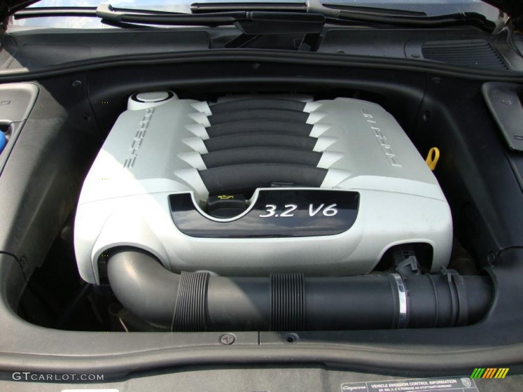 2005 Porsche Cayenne Standard Cayenne Model Engine Photos