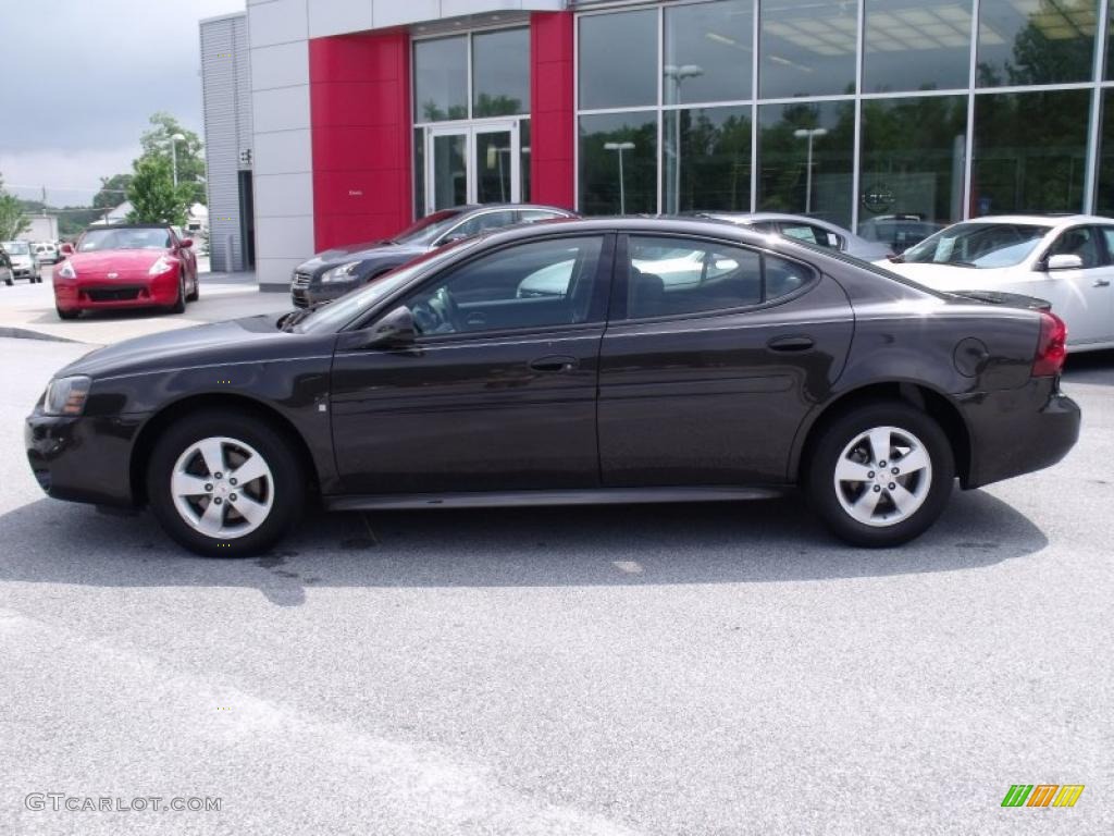 2008 Grand Prix Sedan - Dark Mocha Metallic / Ebony photo #2