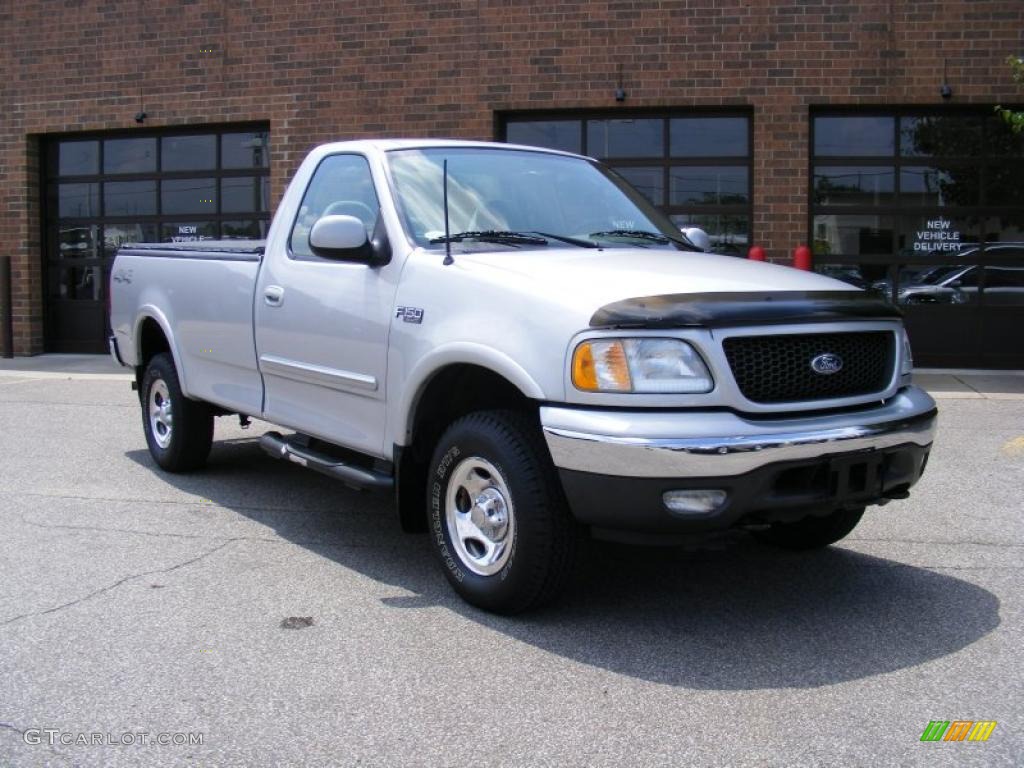 2003 F150 XLT Regular Cab 4x4 - Silver Metallic / Medium Graphite Grey photo #1