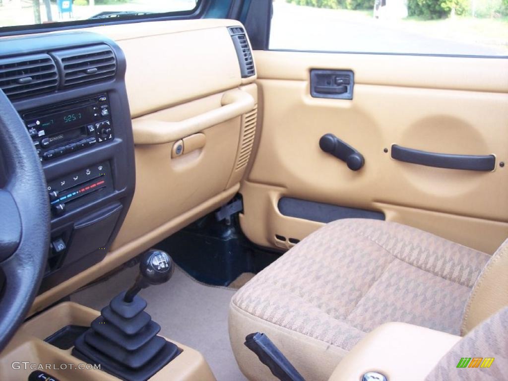 1998 Wrangler Sport 4x4 - Emerald Green Pearl / Khaki photo #34