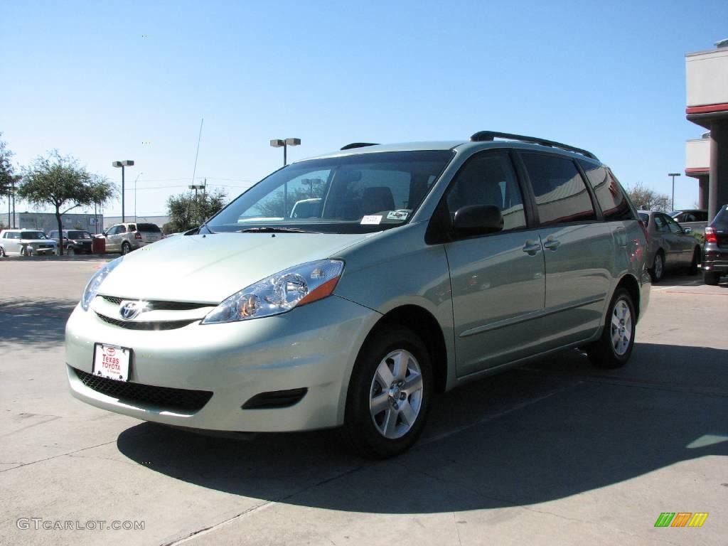 2006 Sienna LE - Silver Pine Mica / Taupe photo #3