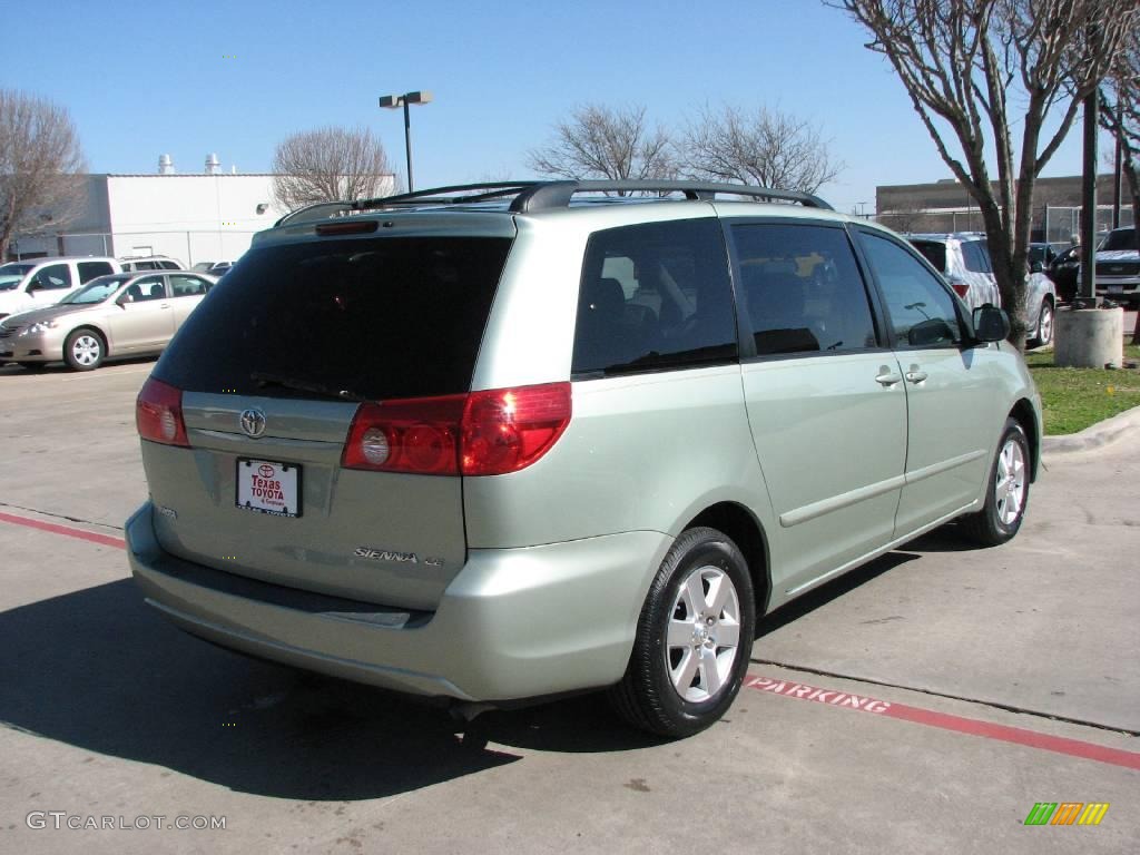 2006 Sienna LE - Silver Pine Mica / Taupe photo #6