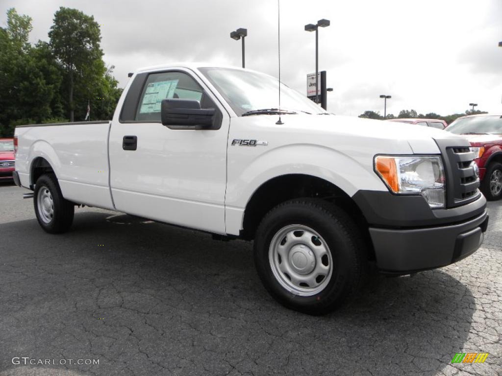 2010 F150 XL Regular Cab - Oxford White / Medium Stone photo #1