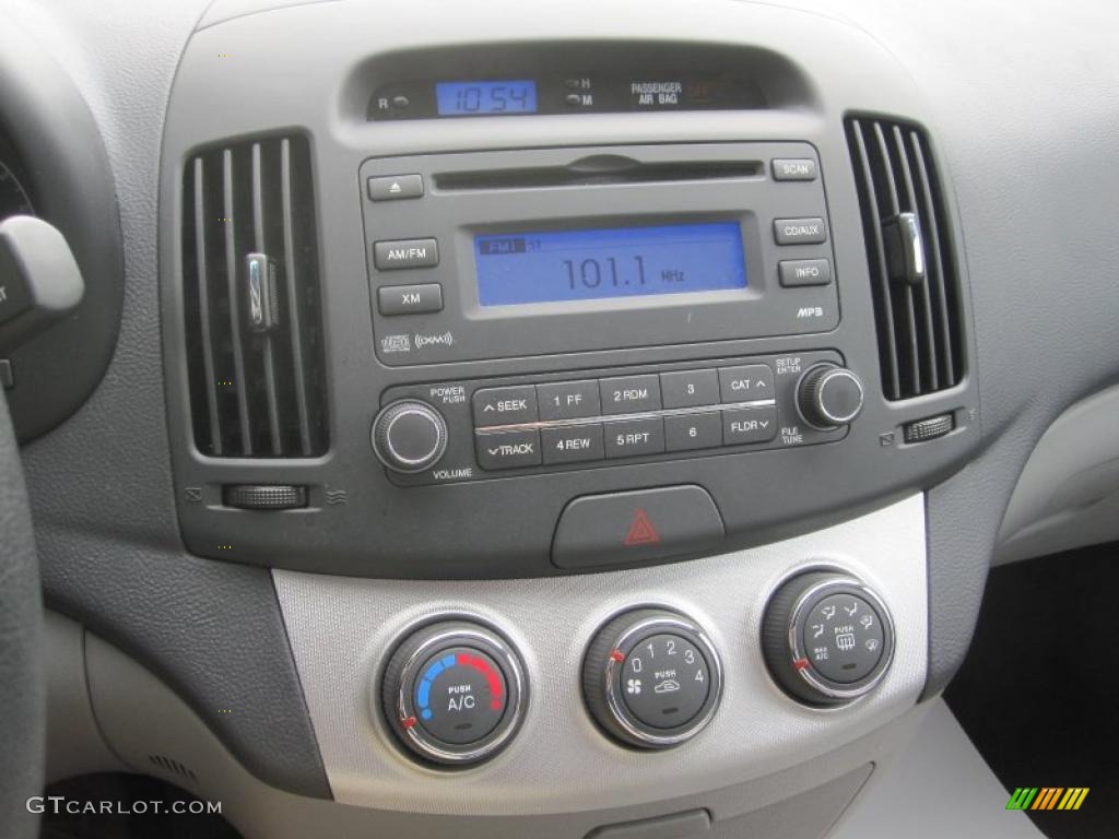 2009 Elantra GLS Sedan - Quicksilver / Gray photo #11
