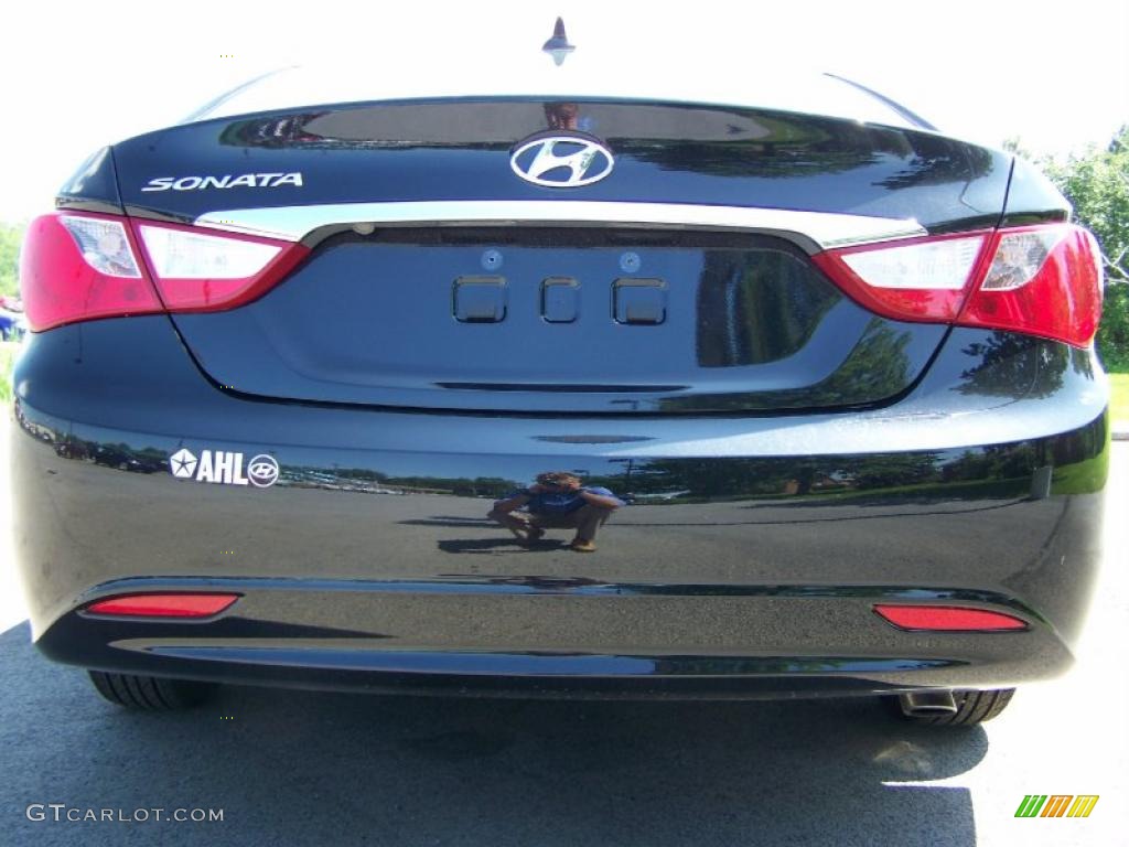 2011 Sonata GLS - Midnight Black / Camel photo #5