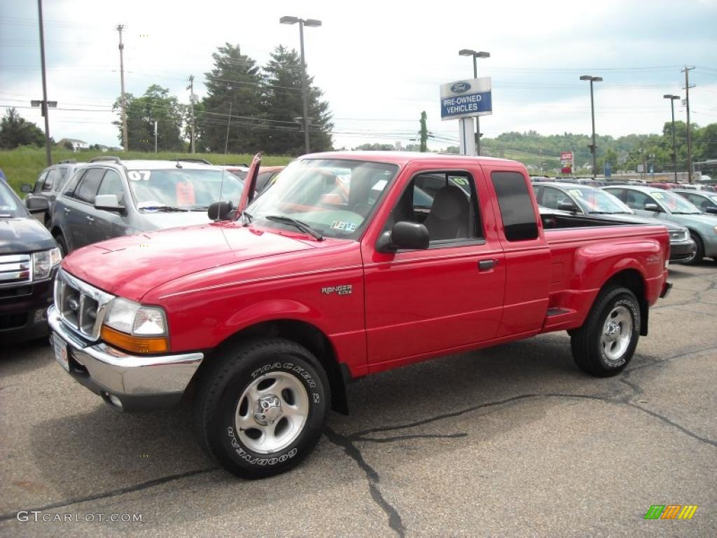 2000 Ranger XLT SuperCab 4x4 - Bright Red / Medium Graphite photo #1