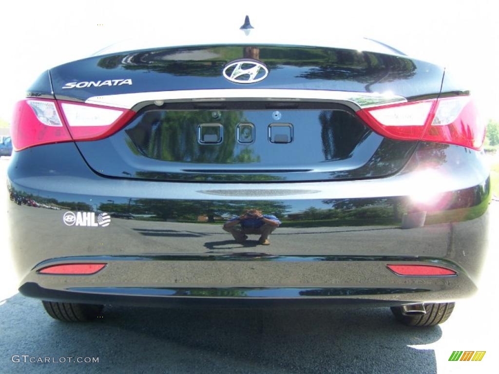 2011 Sonata GLS - Midnight Black / Camel photo #5