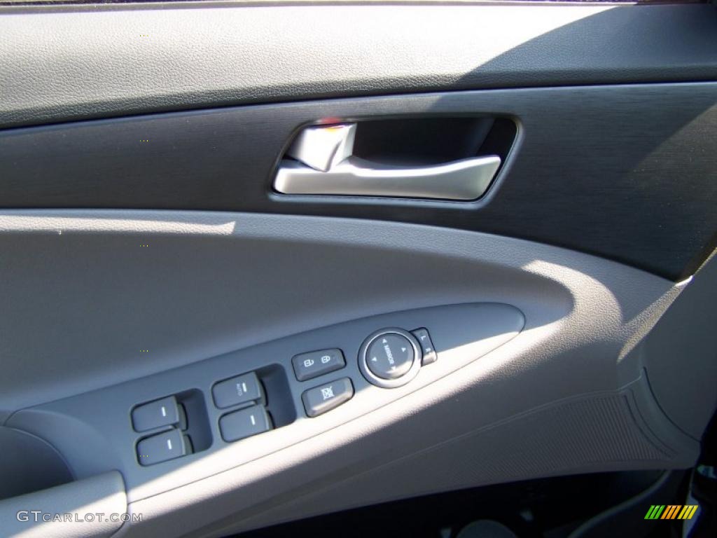 2011 Sonata GLS - Midnight Black / Gray photo #8