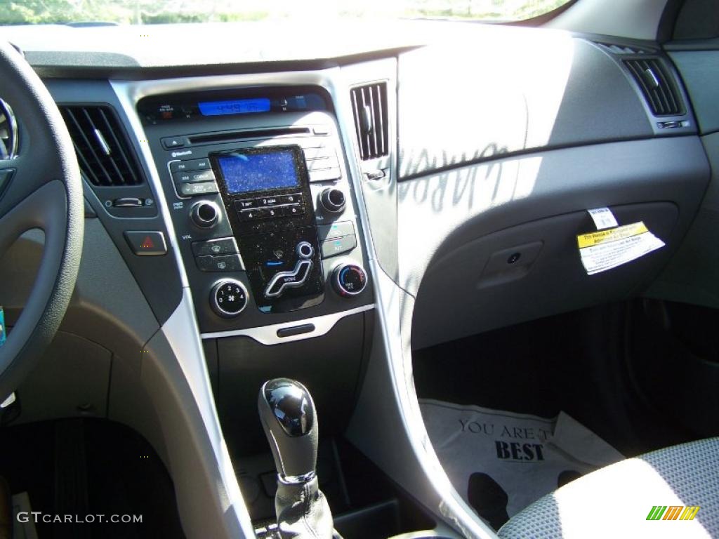 2011 Sonata GLS - Midnight Black / Gray photo #17