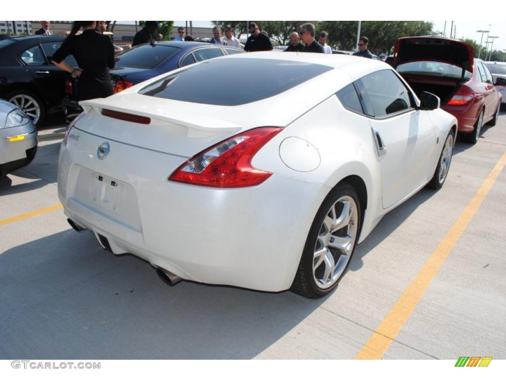 2009 370Z Sport Coupe - Pearl White / Black Leather photo #3