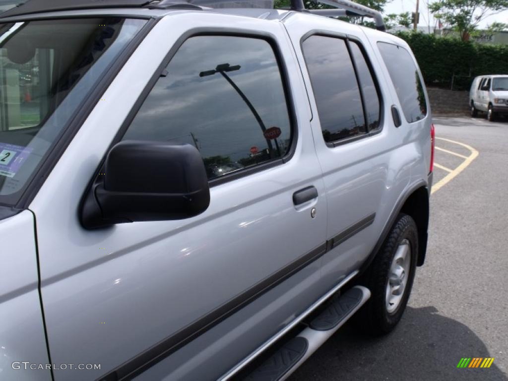 2001 Xterra SE V6 4x4 - Silver Ice Metallic / Dusk Gray photo #32