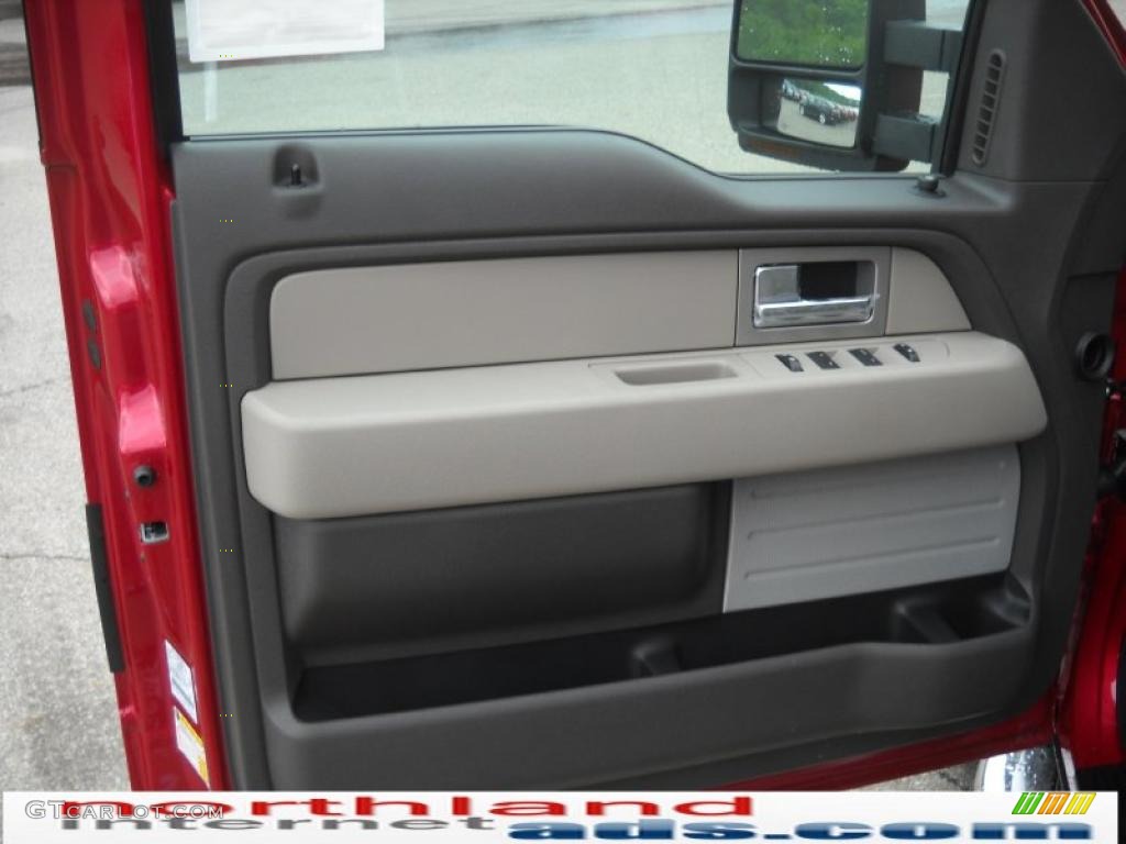 2010 F150 XLT SuperCrew 4x4 - Red Candy Metallic / Medium Stone photo #9