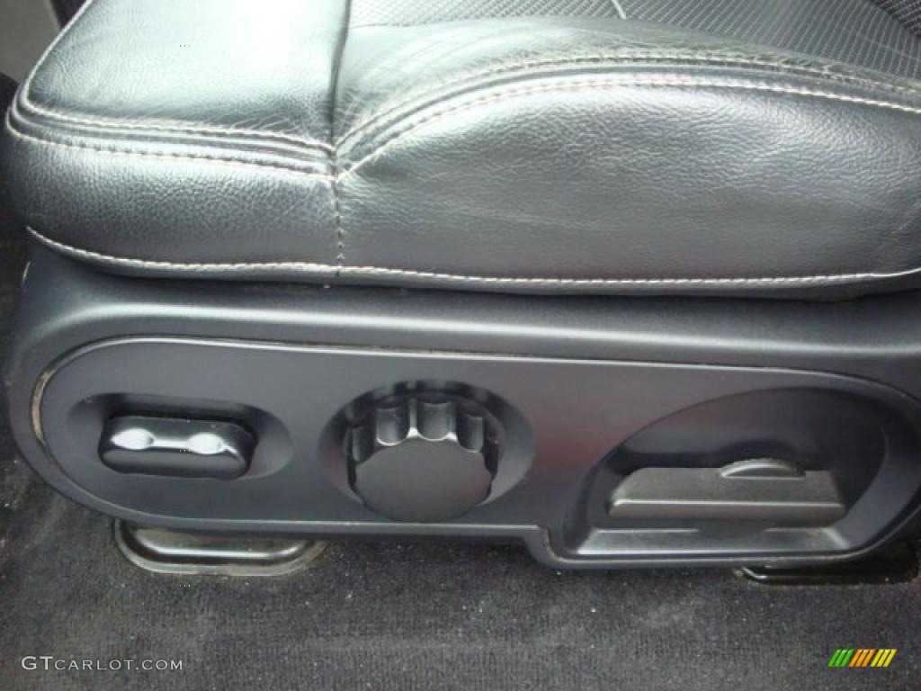2006 F150 FX4 SuperCrew 4x4 - Bright Red / Black photo #15