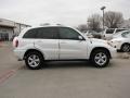 Super White - RAV4  Photo No. 7