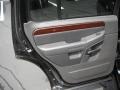 2000 Black Ford Explorer XLT 4x4  photo #13