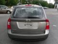 2009 Titanium Gray Kia Rondo LX  photo #3