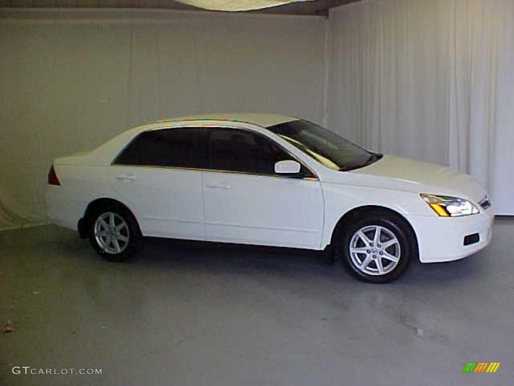 2007 Accord LX Sedan - Taffeta White / Ivory photo #3