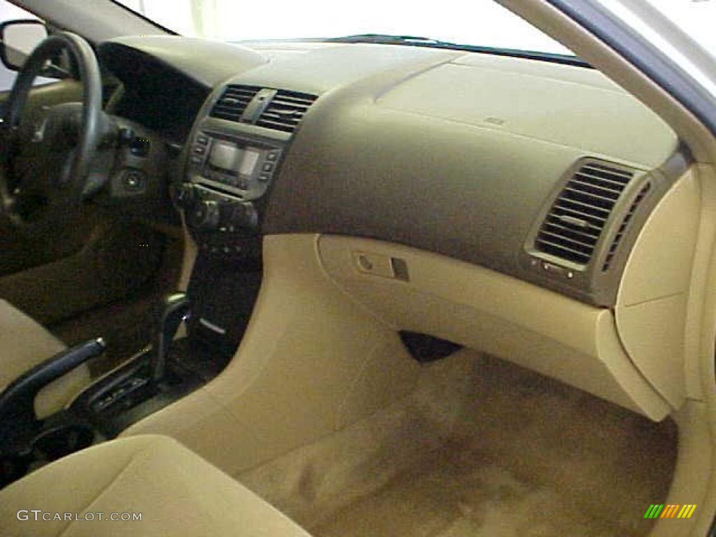 2007 Accord LX Sedan - Taffeta White / Ivory photo #6