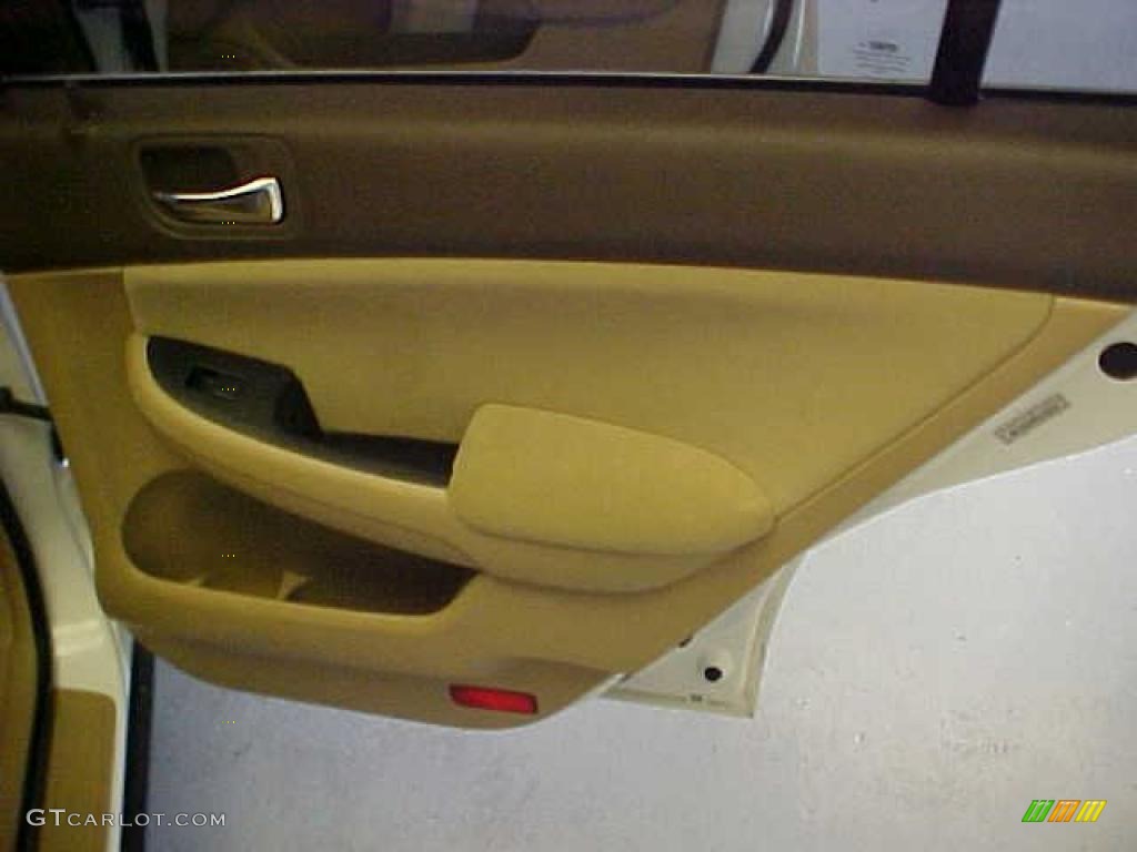 2007 Accord LX Sedan - Taffeta White / Ivory photo #8