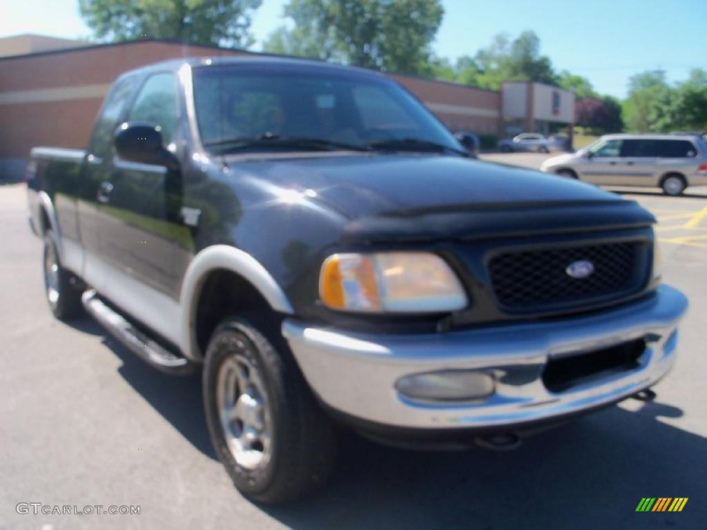 1997 F150 XLT Extended Cab 4x4 - Black / Medium Graphite photo #7