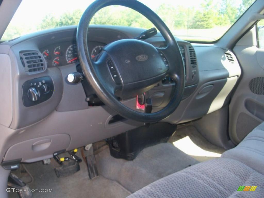 1997 F150 XLT Extended Cab 4x4 - Black / Medium Graphite photo #10