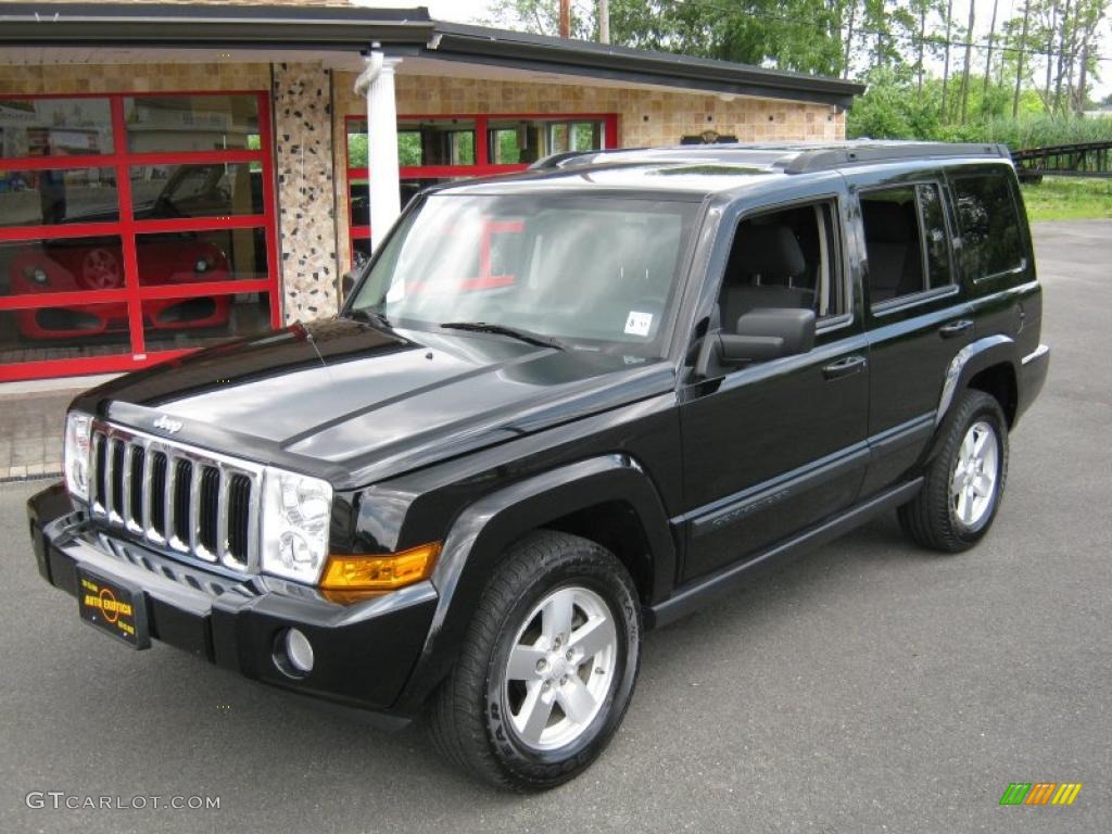 2008 Commander Sport 4x4 - Brilliant Black Crystal Pearl / Dark Slate Gray photo #1
