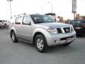 2005 Silver Lightning Metallic Nissan Pathfinder SE  photo #4