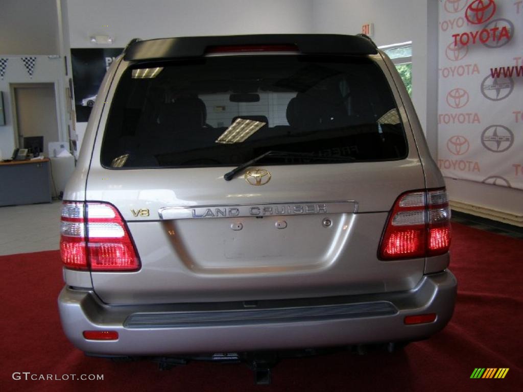 2004 Land Cruiser  - Sonora Gold Pearl / Ivory photo #7