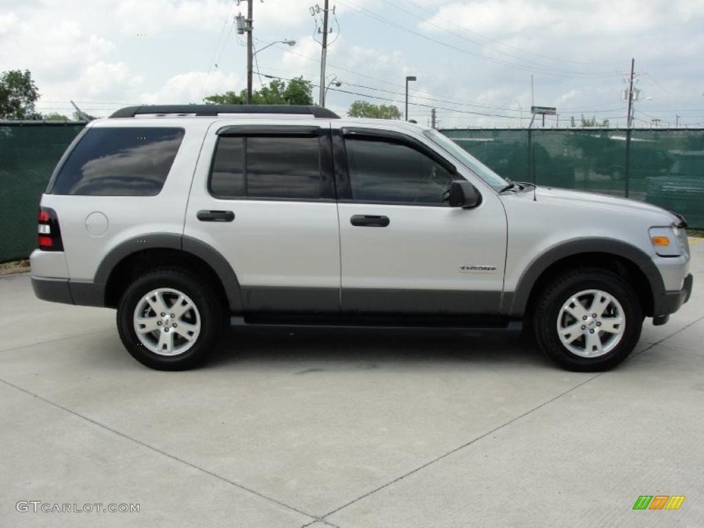 2006 Explorer XLT - Silver Birch Metallic / Stone photo #2