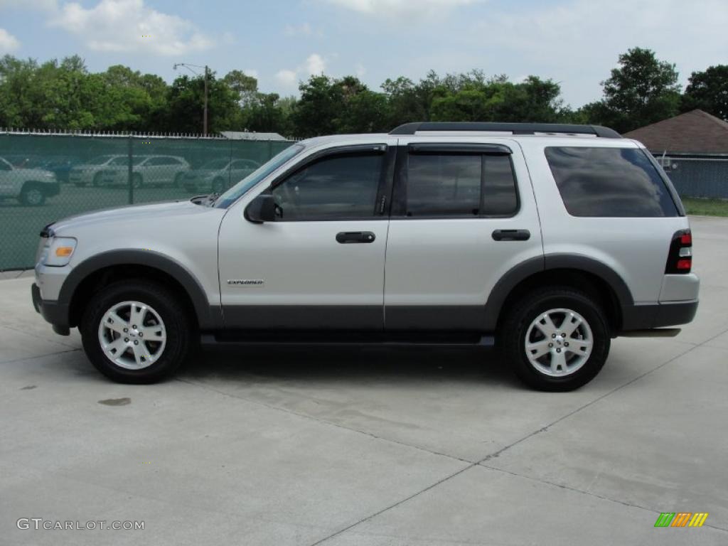 2006 Explorer XLT - Silver Birch Metallic / Stone photo #6