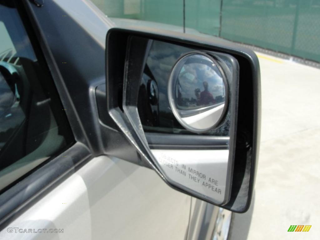 2006 Explorer XLT - Silver Birch Metallic / Stone photo #19
