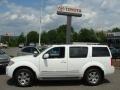 2008 Avalanche White Nissan Pathfinder LE 4x4  photo #3