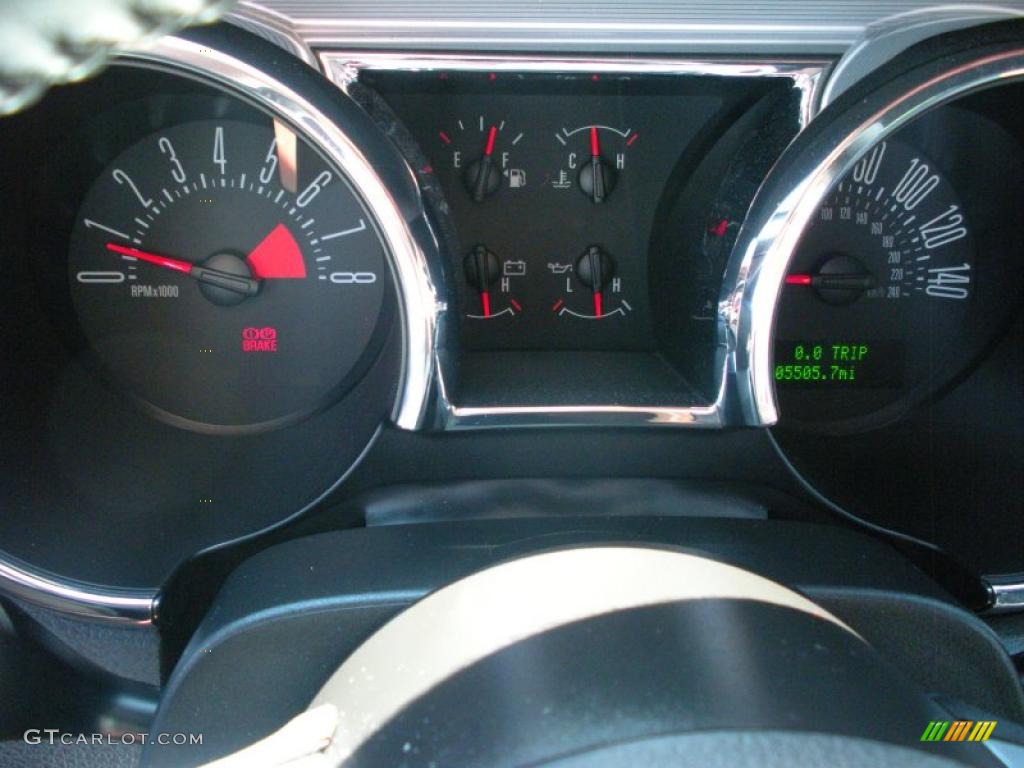 2008 Mustang GT Premium Coupe - Vapor Silver Metallic / Dark Charcoal photo #20