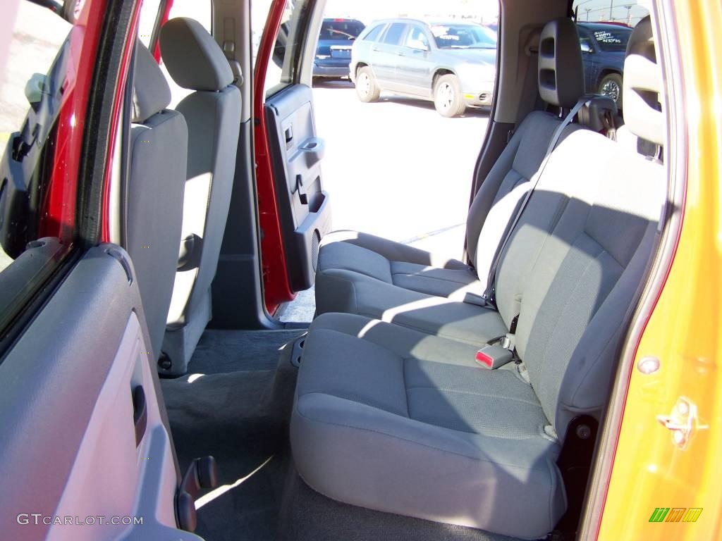 2006 Dakota ST Quad Cab 4x4 - Flame Red / Medium Slate Gray photo #9