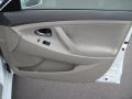Super White - Camry LE Photo No. 8
