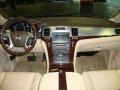 Blue Chip - Escalade ESV AWD Photo No. 24