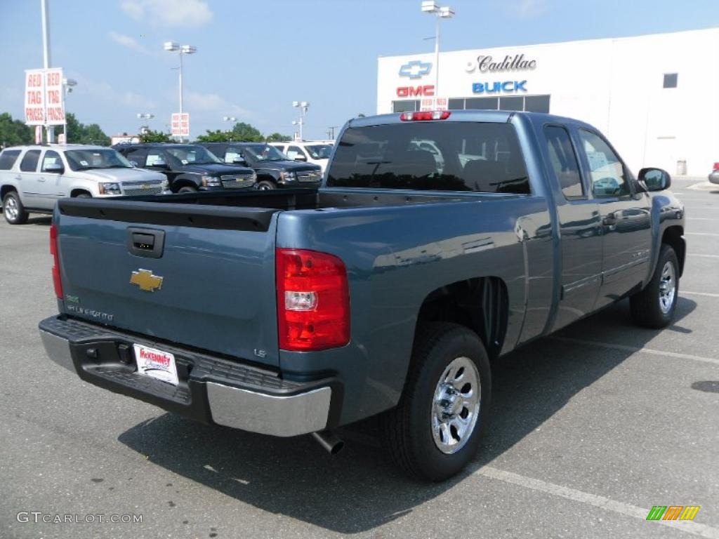 2010 Silverado 1500 LS Extended Cab - Blue Granite Metallic / Dark Titanium photo #4