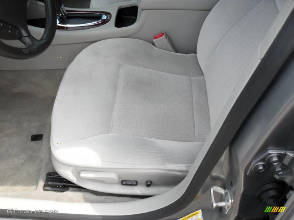 2006 Impala LT - Dark Silver Metallic / Gray photo #9