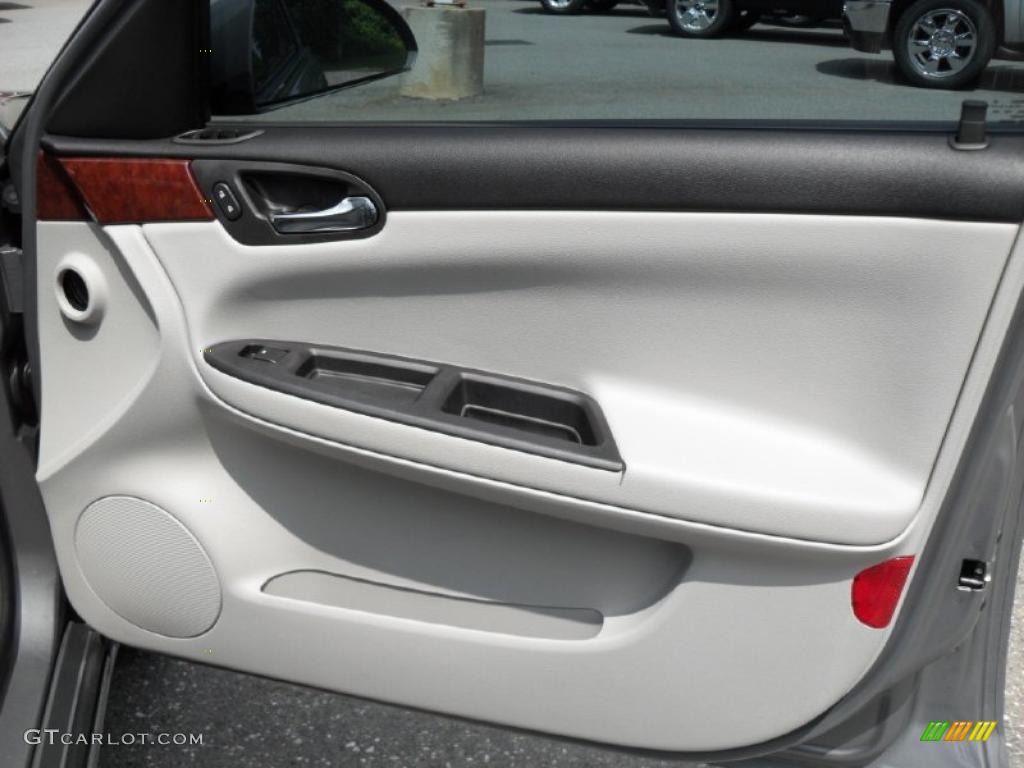 2006 Impala LT - Dark Silver Metallic / Gray photo #20