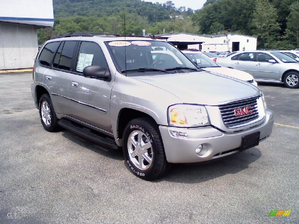 2007 Envoy SLT 4x4 - Liquid Silver Metallic / Ebony photo #1