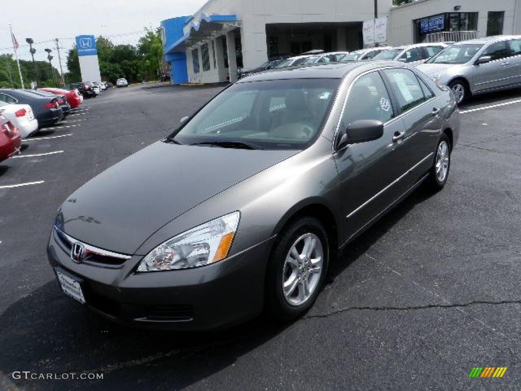 2007 Accord EX-L Sedan - Carbon Bronze Pearl / Ivory photo #8