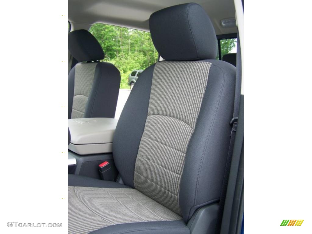 2010 Ram 1500 SLT Quad Cab 4x4 - Deep Water Blue Pearl / Dark Slate/Medium Graystone photo #12