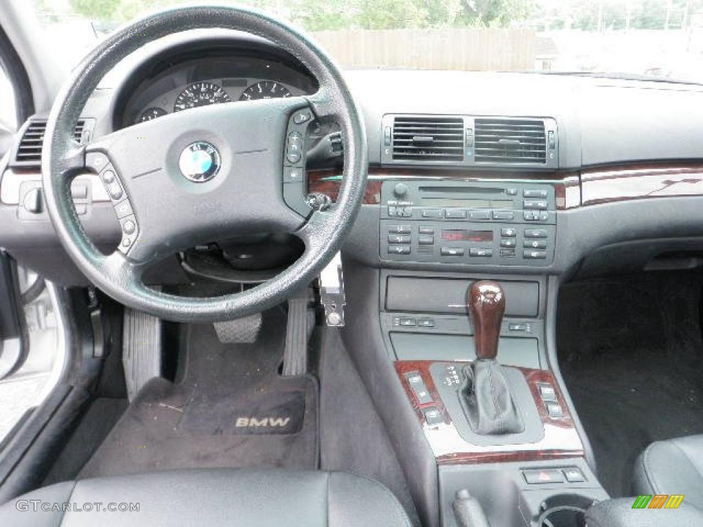2004 3 Series 325i Sedan - Titanium Silver Metallic / Black photo #11