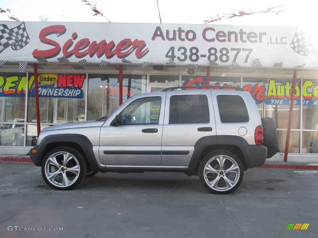 2003 Liberty Sport 4x4 - Bright Silver Metallic / Taupe photo #1