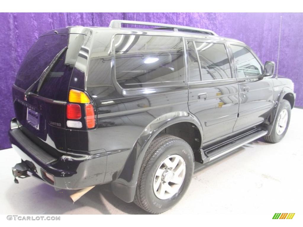 2001 Montero Sport Limited 4x4 - Solano Black Pearl / Gray photo #40