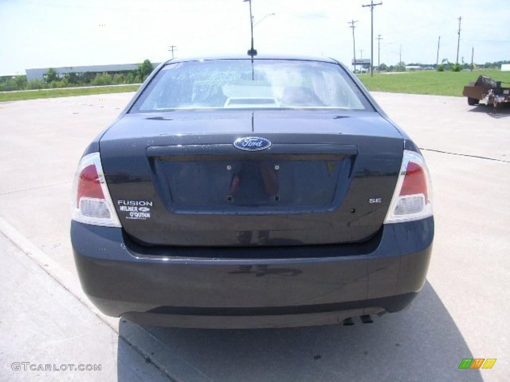 2007 Fusion SE - Tungsten Grey Metallic / Light Stone photo #4