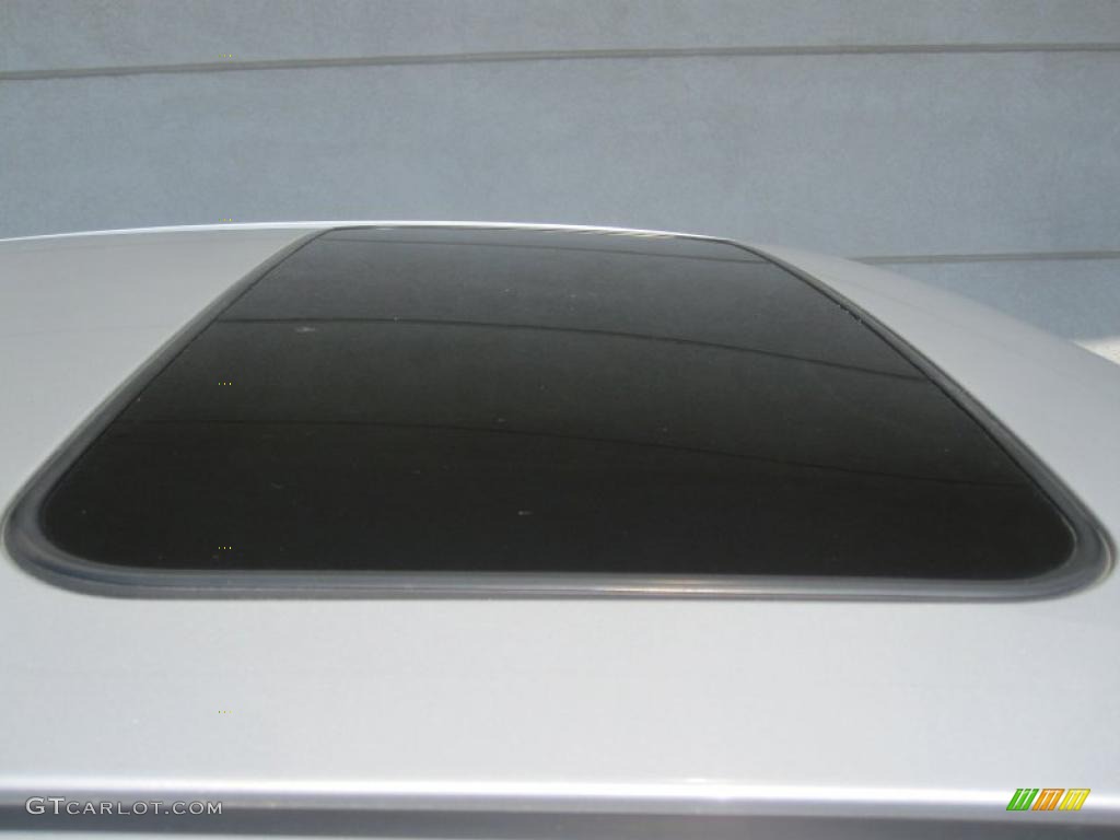 2005 Sonata GLS V6 - Bright Silver / Black photo #10